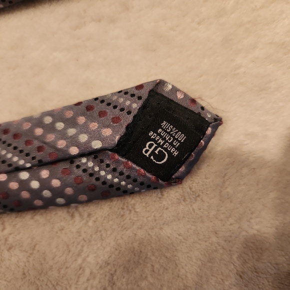 Geoffrey Beene polka dot tie - Picture 4 of 5